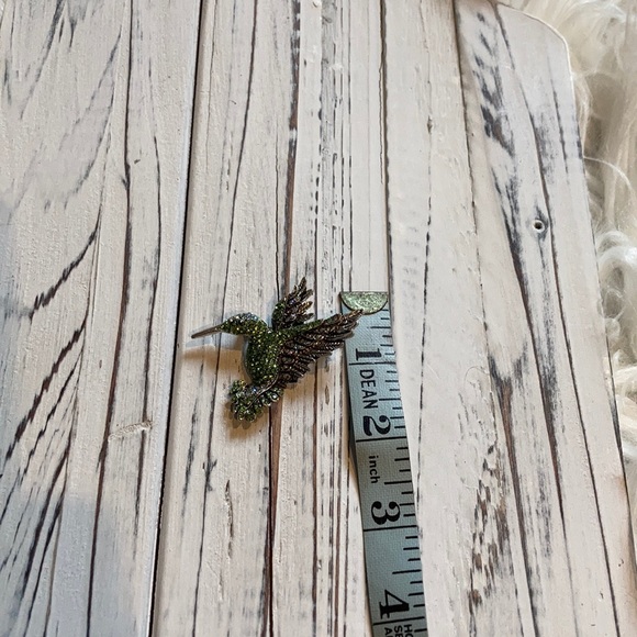 Gorgeous humming bird brooch! - Picture 2 of 5